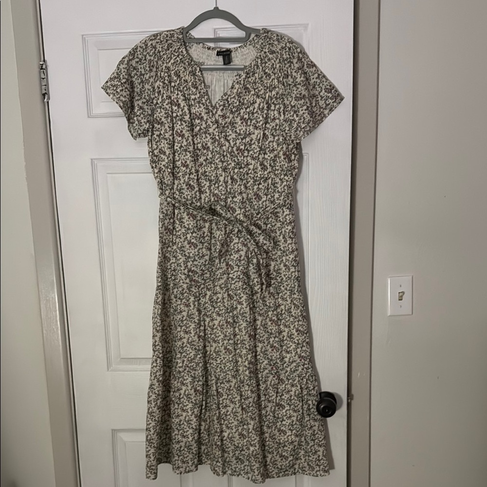 A Pea in the Pod Cream and Black Floral Midi Dress Maternity